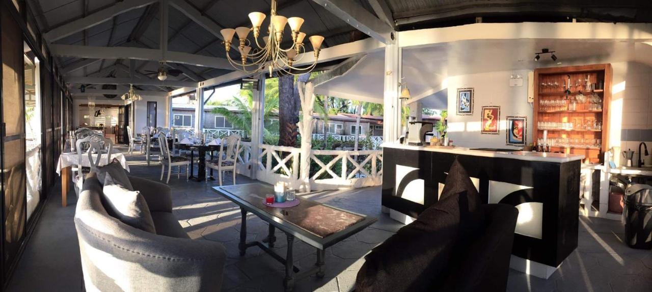 Sunbloom Beachfront Hotel And Restaurant Zambales Sinabacan Exterior foto