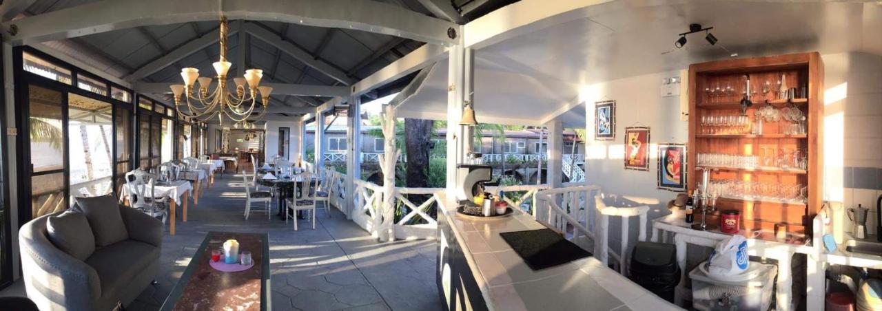 Sunbloom Beachfront Hotel And Restaurant Zambales Sinabacan Exterior foto