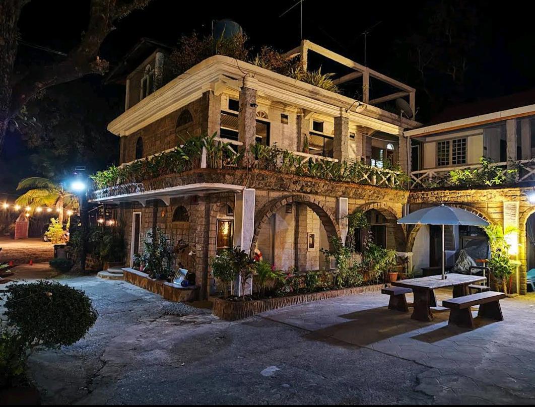 Sunbloom Beachfront Hotel And Restaurant Zambales Sinabacan Exterior foto