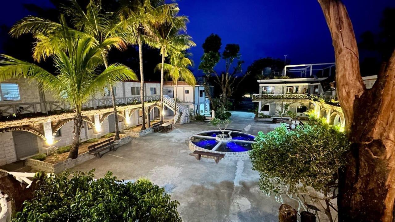 Sunbloom Beachfront Hotel And Restaurant Zambales Sinabacan Exterior foto